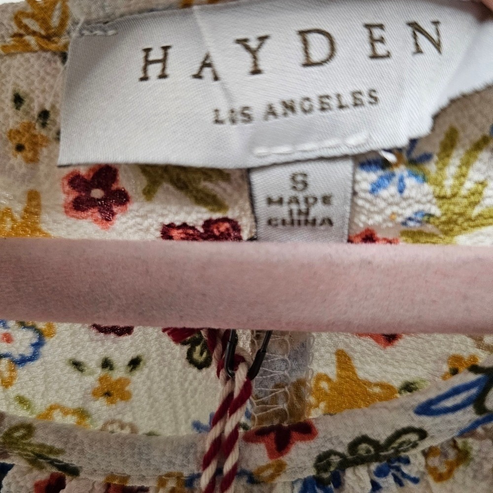 Hayden Los Angeles Floral Tie Strap‎ Tank Top Blue Tassel Pom Pom Hem NWT Small - Picture 4 of 9